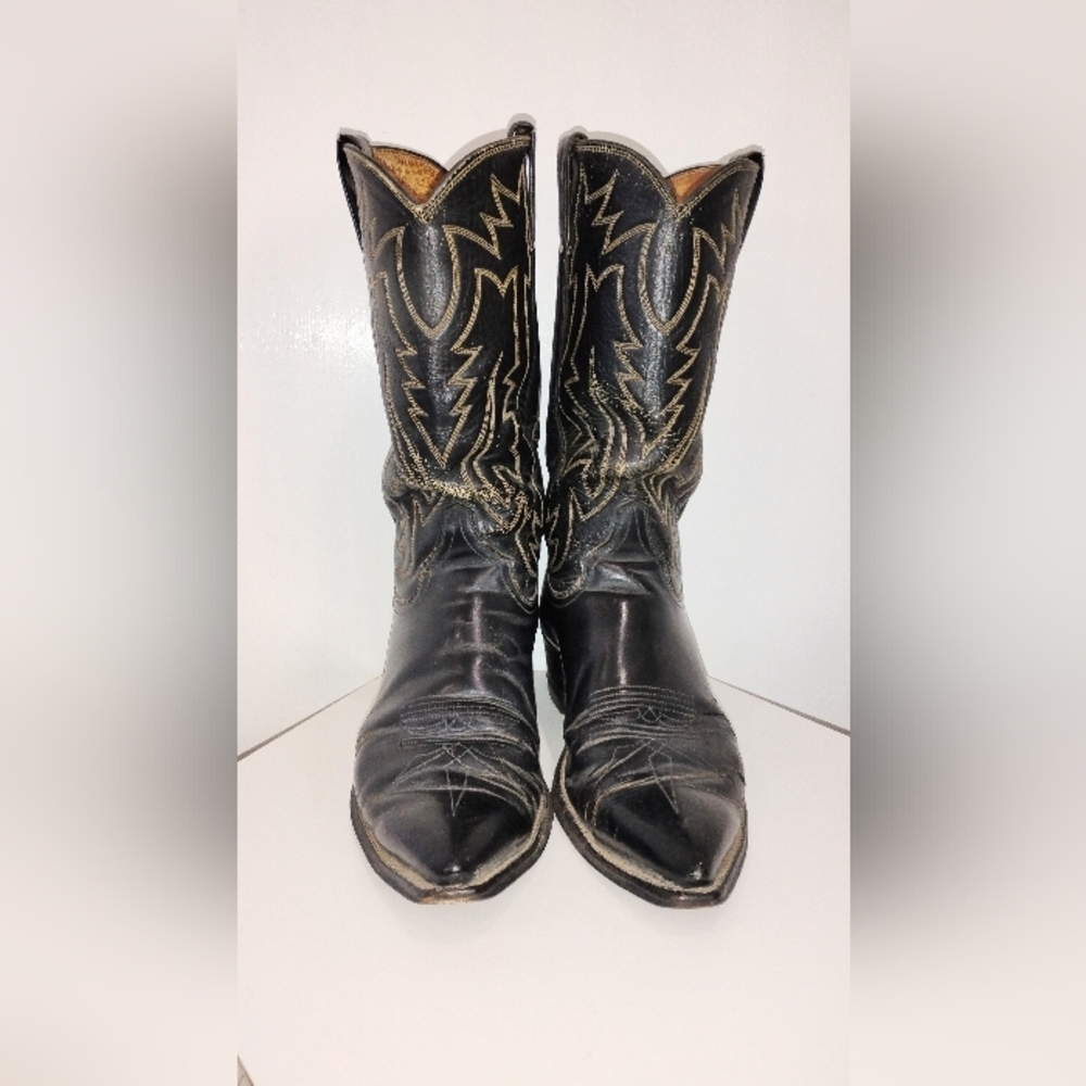 VINTAGE JUSTIN COWBOY BOOTS - Picture 7 of 13